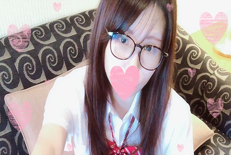 FC21030795 危险的一天被中出的眼镜美女，发情的NTR性爱！！ 素人